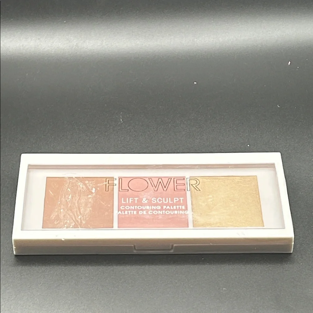 Flower Lift & Sculpt Contour Palette — Peach & Gold Shades